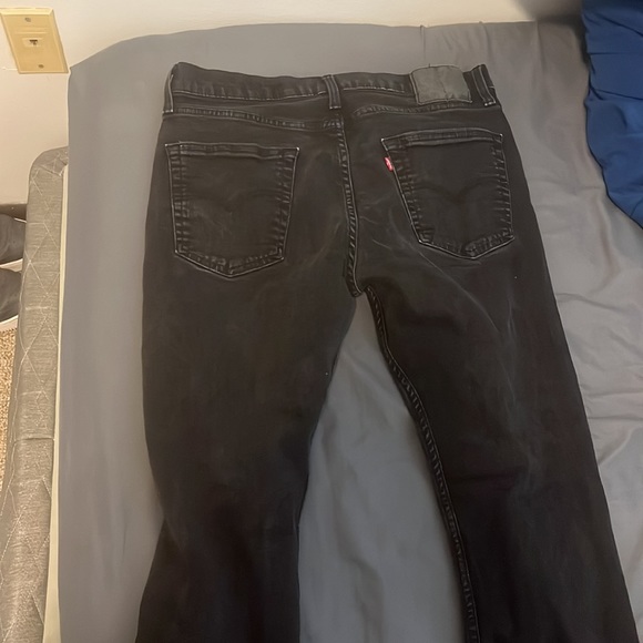 Jeans - Picture 2 of 3